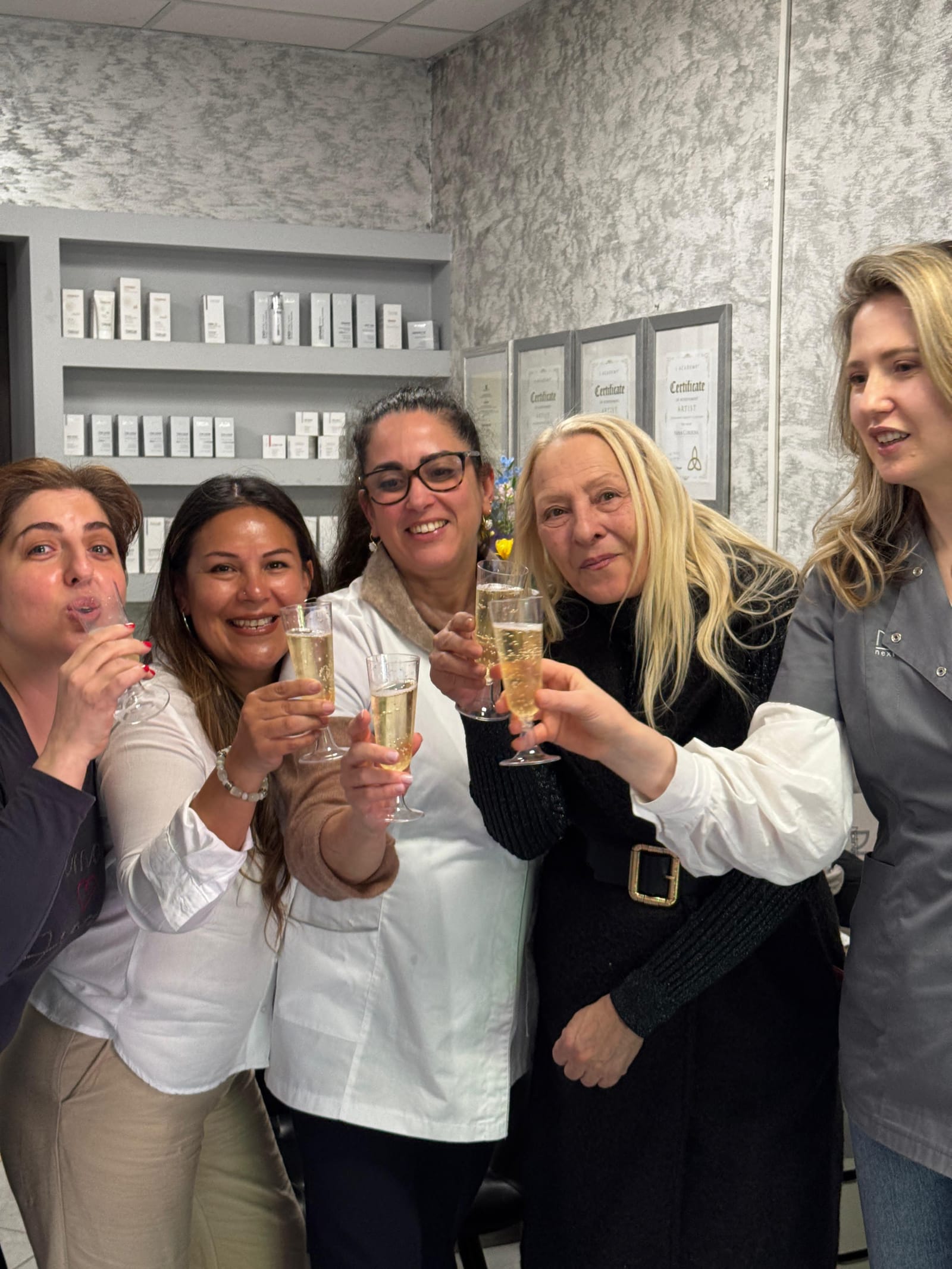 Il team Nisianholiestetica